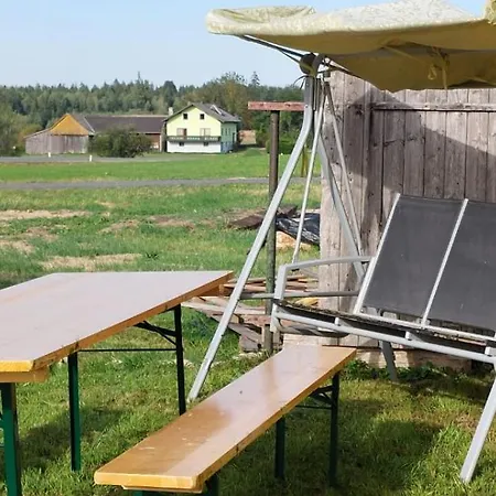 Dilly Hébergement de vacances Eggern